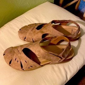 Worn only once too wide for me. Almost new